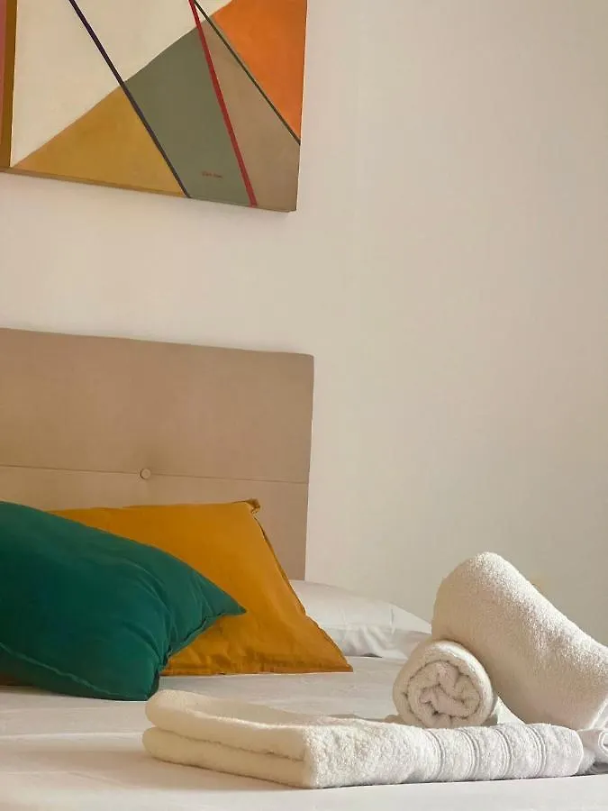Relaxing Suite With Lovely Patio Malaga Apartment