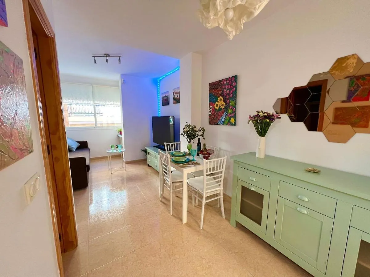 Relaxing Suite With Lovely Patio Malaga Apartment